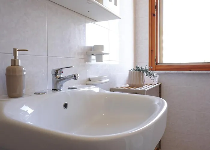 Lemon House - Mima Management *